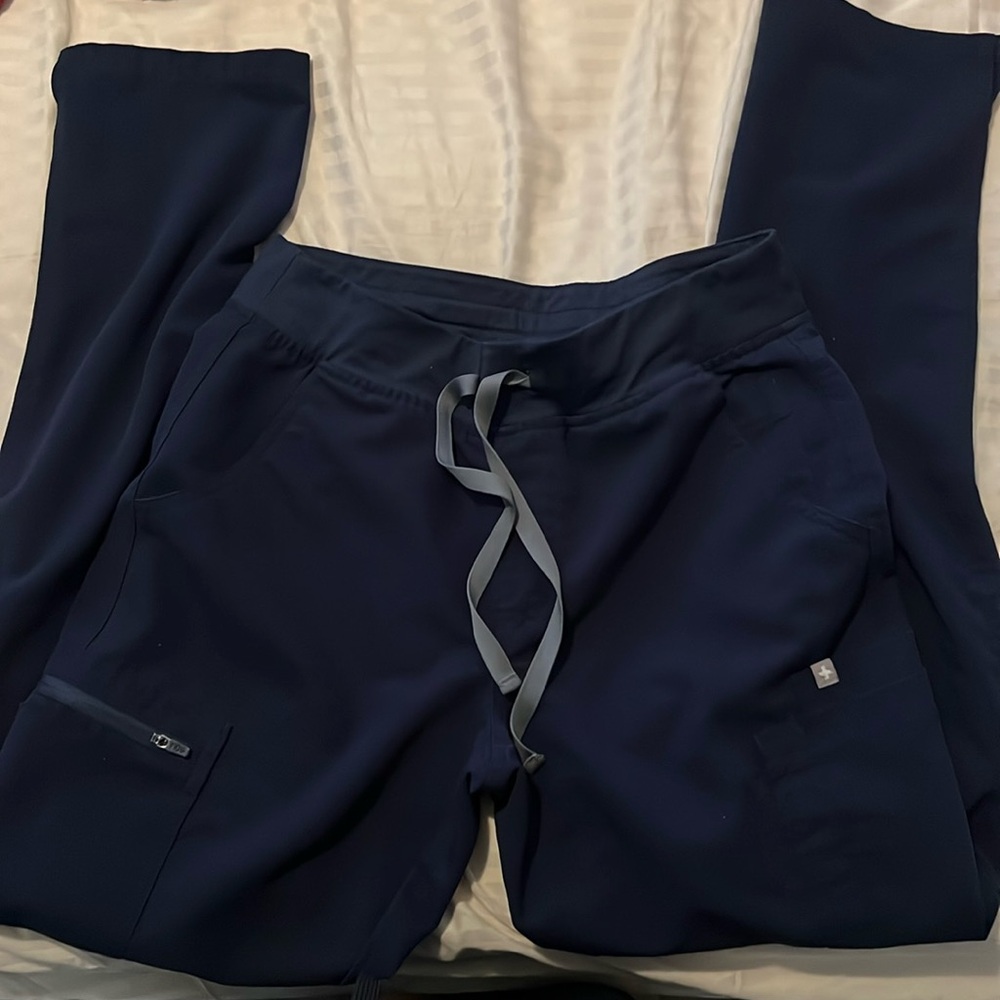 Figs Yola Skinny scrub pants